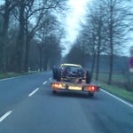 Abschließend in die Halle geschoben, abladen werde ich sie Mittwoch. Genau 12 Stunden Maloche gehen zu Ende......doch ich hab was geschafft, selbst auf der Heimfahrt blieb es trocken.........