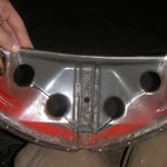 Das Innenblech der 64er Cabriohaube habe ich nun auch zum schweißen vorbereitet. als rep.Blech diente ein richtig an den Seiten zerfressenes Innenblech :-)