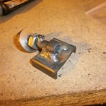 Um das Schwungrad feszuziehen und ich keinj passendes Fertigwerkzeug hatte, baut man sich sowas mal eben selber