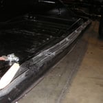 Achja, danke an Michael P., der mir aml eben schnell geholfen hat, die Karosse von der Bodengruppe zu heben :-) Das ist der Nachteil, wen man meist alleine schraubt .