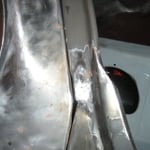 Das neue Frontblech habe ich nun auch eingeschweißt, nachdem bei dem alten ein Riesenspalt am unteren Ende der Haube vorhanden war. Und das, obwohl ich alles korrekt ausgerichtet hatte. Anscheinend hat sich beim zusammenschweißender Blechüberlappung an...