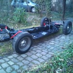 Die Ausmaße muss man sich dennoch mal verdeutlichen, das ist eine Komplettrestauration von Karosse und Bodengruppe + X, und das innerhalb von 6 Monaten !