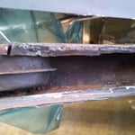 eigentlich ist das kontraproduktiov was ich mache.......und es führt dazu, das die momentan sehr unter Druck stehende Halsschlagader noch mehr unter Druck gerät. Ebenso beim Blick auf die Tankstelle, mit dem unnützen E10 Zeuchs......ein Thema für sich :o)