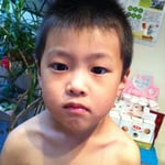 男の子　ヘアースタイル　刈り上げ