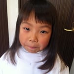 女の子　ロングヘアー