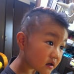 男の子　ヘアースタイル　刈り上げ　