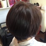 ショート　女性