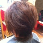 ショート　裾は長めトップはボリュームアップ