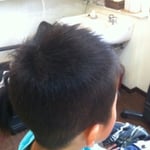 男の子　ヘアースタイル　刈り上げ