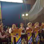 Neuhauser Boum lauschen den Klängen der Thanhauser