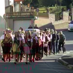 Einzug der Neuhauser Boum mit den Zoigl-Hoheiten und den Zoiglwirten