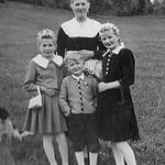 Herbert's Schwestern mit Bruder Hans