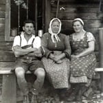 Großmutter, Mutter und Onkel