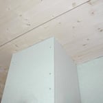 Durchdringung durch eine Massivholzdecke