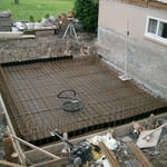 Anbau Wohnhaus Rütistrasse - Bodenplatte zum betonieren bereit.