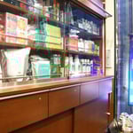 商品名・お値段など、患者様に分かりやすいように陳列しております。