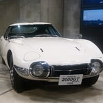 トヨタ博物館に展示されたトヨタ2000GTに私は見惚れていました。　　　・涼風の如き名車でありにけり（和良）