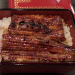 記念式典参加の友人と鰻重をいただきました。美味しかったです。　　・浜松の鰻重旨し秋惜しむ(和良)