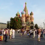 赤の広場の聖ワシリー寺院です。モンゴルへの戦勝記念碑でもあります。　・赤はこれ美しきこと秋深し（和良）