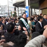 横綱・白鵬が徳島で一日署長をしました。俄かカメラマンで一杯でした。  ・横綱の一日署長日脚伸ぶ （和良）