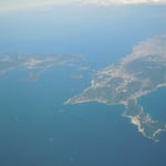 那覇空港から高松空港への帰途、来島海峡と瀬戸内海がよく見えました。　　　　　　・夕凪の瀬戸内海を見下ろして(和良)