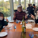 新年早々、鳴門市のビーチホテルへ家族全員で出かけました。　・子と嫁と孫に囲まれお正月(和良)