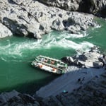 大歩危峡の舟下りを楽しんできました。　　　　　　　　　　　　　　　　　　　　　　　　　　　　　　　　　　　　　　　　　　・行く秋や大歩危峡に舟下り(和良)