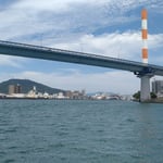 新町川の河口から末広大橋と眉山と徳島県庁などを眺望しました。　　・幾つもの大橋潜り船遊(和良)