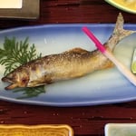 香魚と言われますが新鮮な鮎の香りは本当に品がよいものです。　　　・品の良き鮎の香りでありにけり(和良)