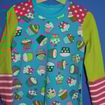 T-Shrit "Cupcakes blue" schön langes Shirt, 49.- in allen Grössen solange Stoff vorhanden