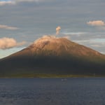 Aktiver Vulkan, Indonesien amira