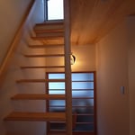 白馬の家(白馬村)－階段室～サンルーム