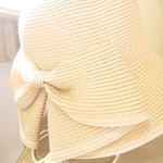 後ろの大きなおリボンが可愛い帽子です。手洗い可能なので、自宅お手入れができるのも嬉しいポイント！お色は他にブラックがございます。￥1,870