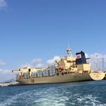 Noch schnell zum Bananen-Frachter gekurvt!