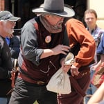 geklaute Dollars (das ist Dynamite unser neuer Freund)....