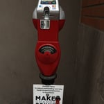 An einer Parkuhr für Obdachlose spenden - sensationelle Idee!