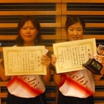 女子ダブルス優勝　藤田・宮越組（高知大学）