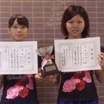 女子ダブルス優勝　松山・福島組（高知工科大学）