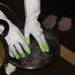 楳染に「鉄剤」を使用した液