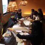 思い思いの布地で作業開始