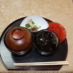 配膳（飯椀・汁椀・向付・引杯）