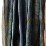 ６８×２００　綿１００％　照明下