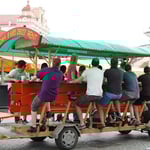 町中を巡りながらのビアホール。飲むかエクササイズするかどっちでしょう？？