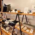 まちの駅林邸にはカフェの他におしゃれ雑貨の販売も。