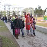 ..am neuem Bewegungsfeld vorbei zm Place de Caen