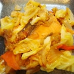 鮭のちゃんちゃん焼 エネルギー；118㌔㌍　　タンパク質；14.4㌘　　塩分；1.0㌘