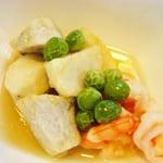 里芋とエビの中華あんかけ エネルギー；98㌔㌍　タンパク質；3.0㌘　　塩分；0.6㌘