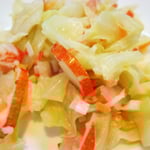 キャベツサラダ エネルギー；85㌔㌍　　タンパク質；1.6㌘　　塩分；0.4㌘