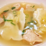  スープ餃子 エネルギー；95㌔㌍　タンパク質；4.3㌘　塩分；1.4㌘