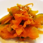 かぼちゃと人参のきんぴら エネルギー；28㌔㌍　　タンパク質；0.9㌘　　塩分；0.4㌘